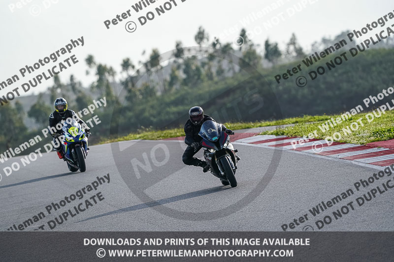 motorbikes;no limits;peter wileman photography;portimao;portugal;trackday digital images